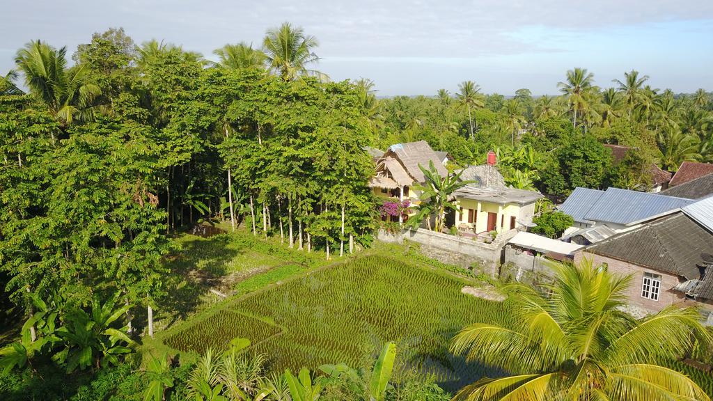 Kembang Kuning Cottages Tetebatu Exterior photo